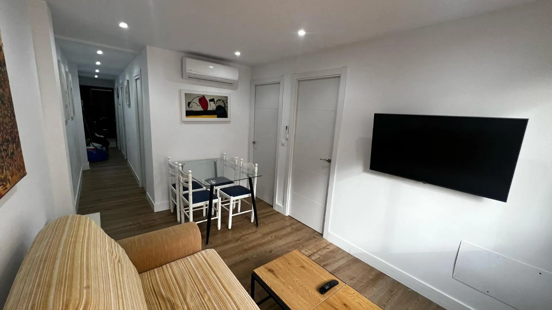 Tres Dormitorios - Malaga Estacion Apartamento